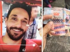 Туристы расплатились с таксистом в Ханое "мертвыми" деньгами